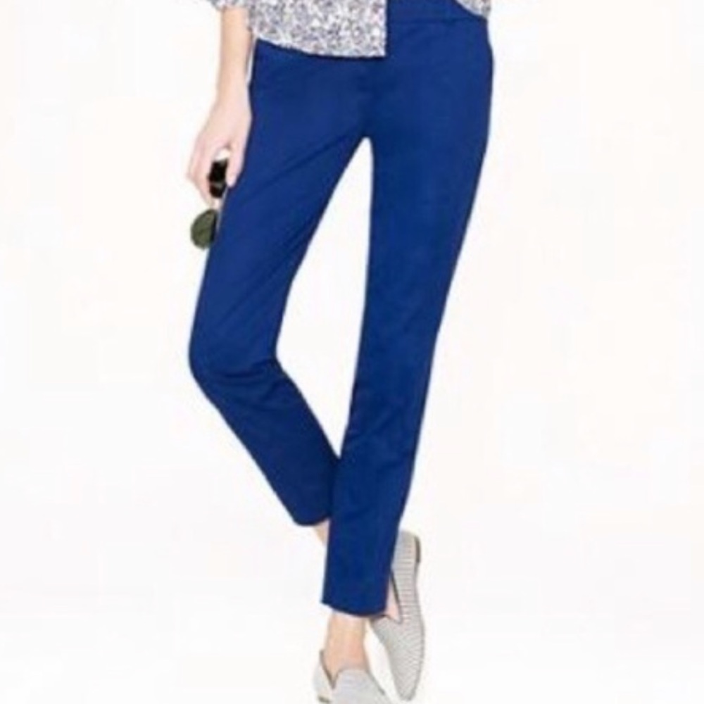 💙Jcrew💙 EUC Cafe Capri in classic navy blue. Size 8. Pristine!
